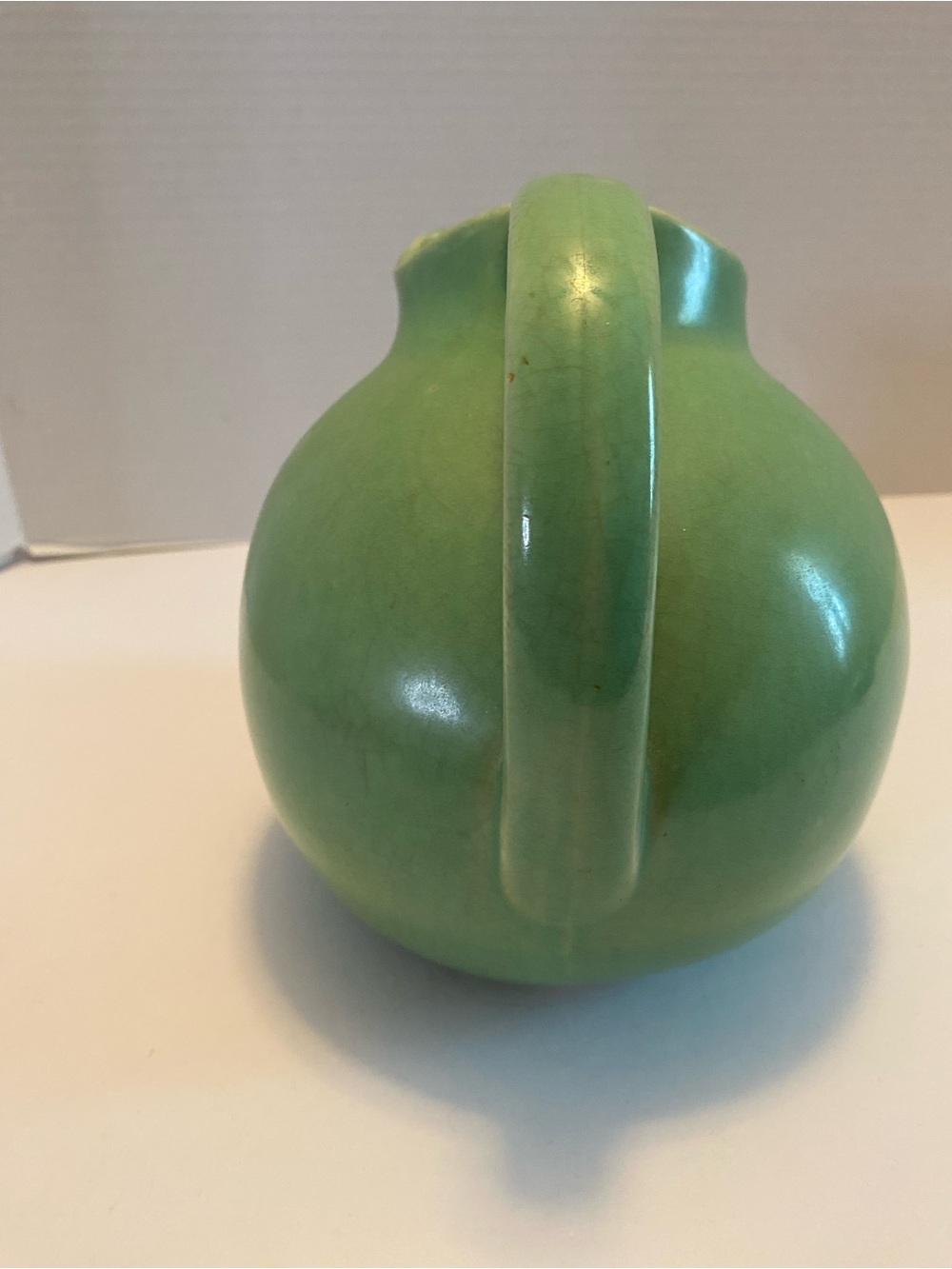 Vintage Jadeite Green Ball Jug w/ Ice Lip Water Pitcher – Marked “USA” – MCM - Picture 4 of 15